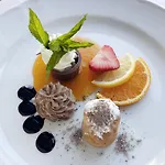 Sonnalm - Spa,idyll,dining מלון 4*