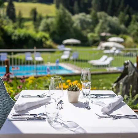 Sonnalm - Spa,idyll,dining ホテル