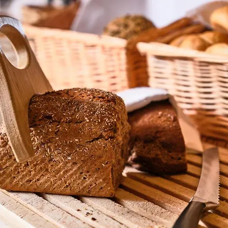 Отель Sonnalm - Spa,idyll,dining Бад Кляйнкирххайм